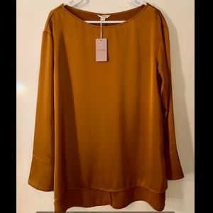 Women’s silk pajama set (medium)